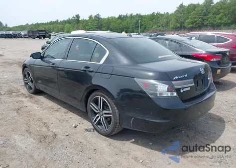 2011 Honda Accord 2.4 Ex-L z USA, uszkodzony, nr VIN 1HGCP2F86BA140392
